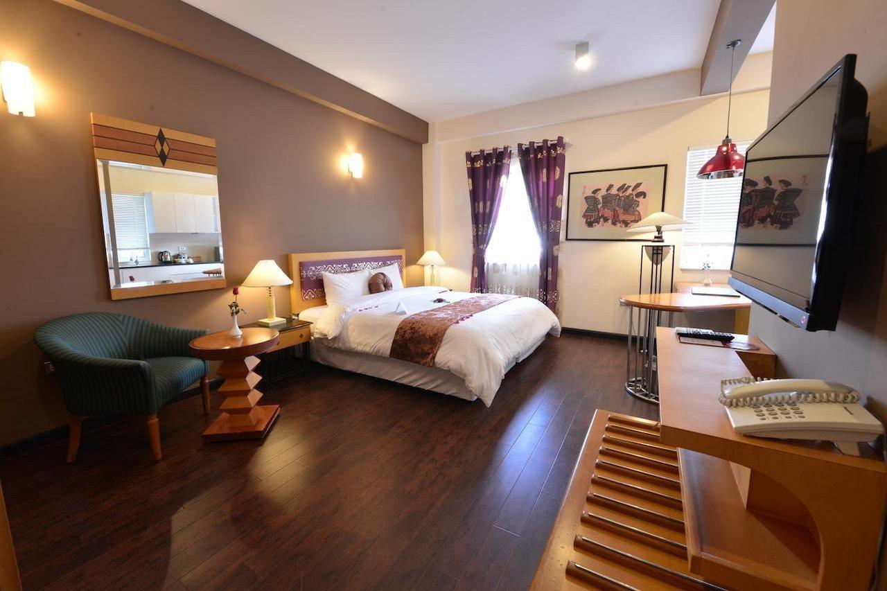 Hotel Golden Sunshine And Travel