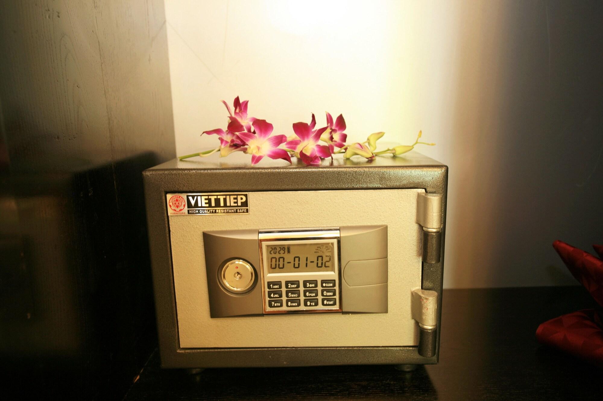 Eclipse Legend Hotel Hanoi
