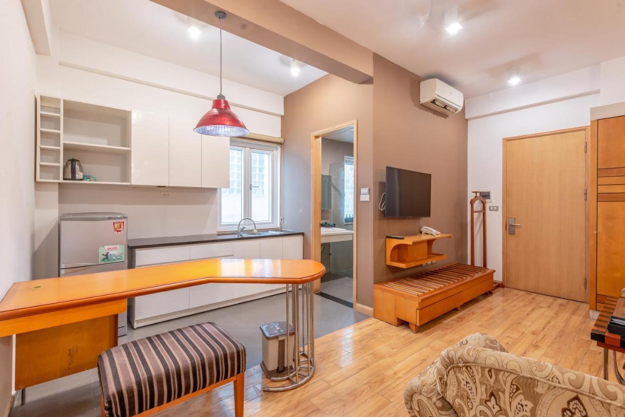 Golden Sunshine And Travel Hotel