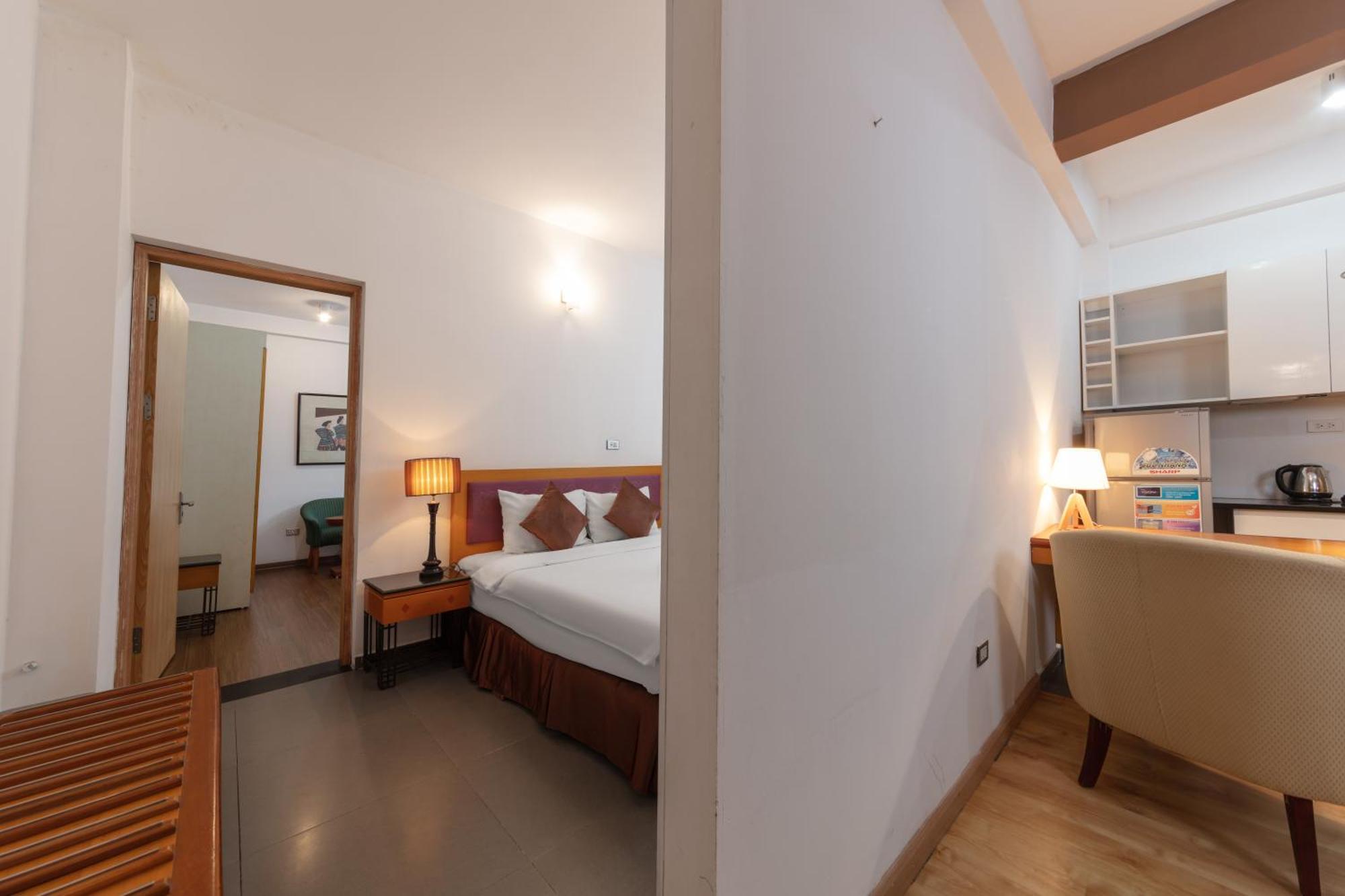 Hotel Golden Sunshine And Travel Hanoi