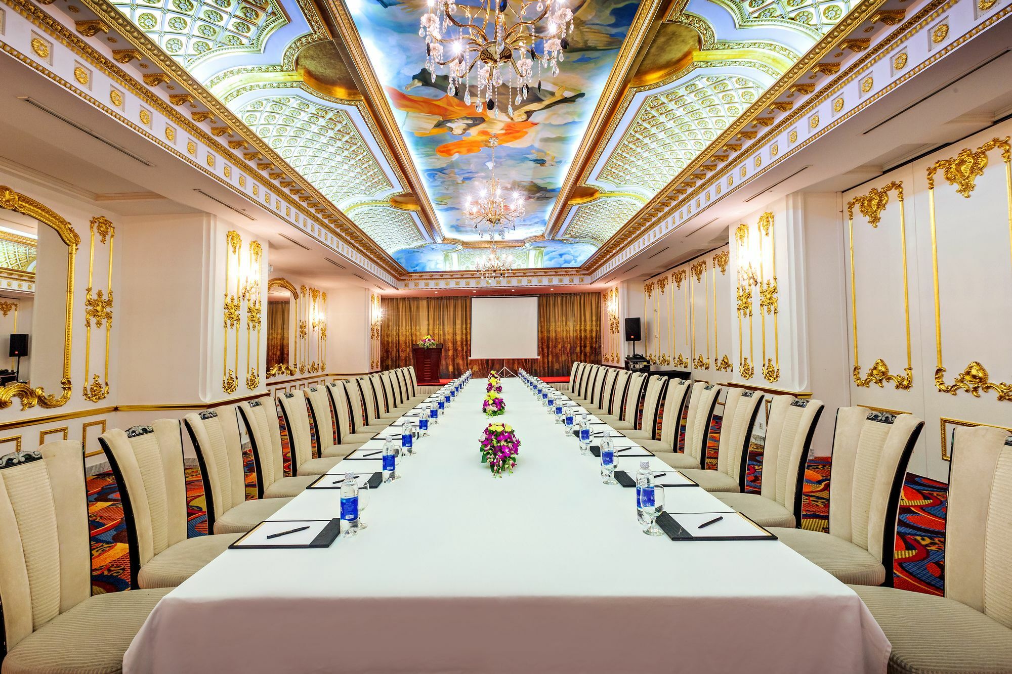 Hotel Grand Plaza