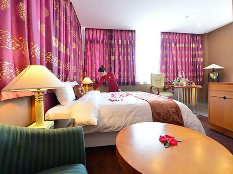 Hotel Golden Sunshine And Travel Hanoi