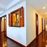 Lakefront Residence