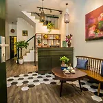 Annie\'S Little Hanoi