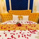 King\'S Hotel Dich Vong