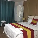 Queen Le Dai Hanh Hotel
