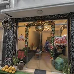 Reddoorz Near Nha Tho Street