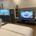A Cosy Apartment In Vinhomes Green Bay Ha Noi