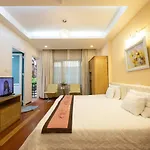 Sunny Hotel