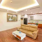 *Bom Homes* Imperia Garden Residence Apartment
