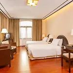 Garco Dragon Hotel