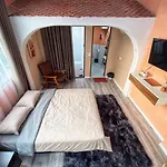 Aimee House - Dinh Liet