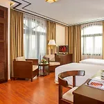 Garco Dragon Hotel