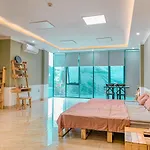 Amazing Stay- Homestay, City View, Near Center Hanoi, Nk Cau Giay