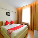 Oyo 210 Saki Hotel