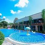 May Tropical Villas 2