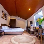 May Tropical Villas