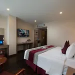 Oasis Hanoi Hotel