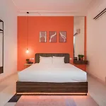 C O R O N A Hanoi House
