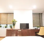 Canary Hotel & Apartment