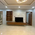 Asahi Luxstay - Golden Park Big Corner Apartment With Cau Giay Park View
