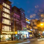 Bridge Lakeside Room For Rent Hanoi