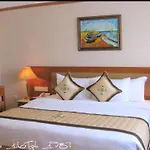 Aura Home 16Typh