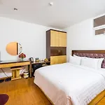 Tu Sakura Hotel