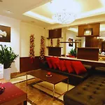 Hotel Emerald Waters Classy
