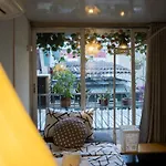 Trevi\'S Inn