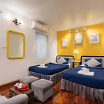 Trevi\'S Inn