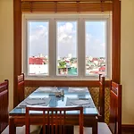 Quoc Hoa Premier Hotel