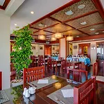 Quoc Hoa Premier Hotel