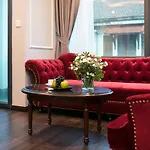 Flora Centre Hotel & Spa
