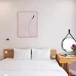 Lunetta Serviced Apartment