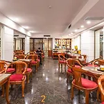 Khách sạn Golden Rice Hà Nội