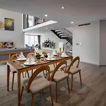 Pentstudio West Lake Hanoi