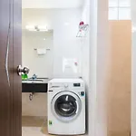 22Sunny Housing Apartment
