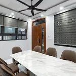 Ami House