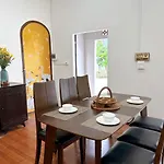 Đường Lâm House