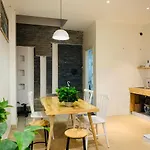 M House 26 Yen Phu 5Th