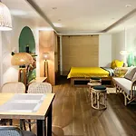 Lubi House Homestay