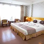 Mayhouse Travel