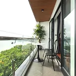 Small Home Lake View - Self Check-In