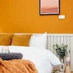 Economy & Premium With Large Groups, Central Location
