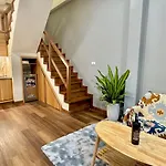 Private House 2 Bedroom & Rooftop