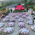 Glory Resort