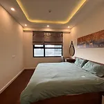 Homestay Vinhomes Dcapital 119 Tran Duy Hung Cau Giay
