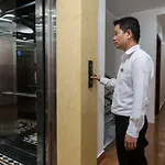 Luxury Airport Hotel