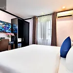 Hanz Memories Premiere Hotel
